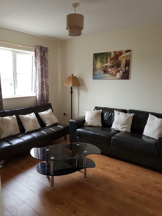 Newcastle Townhouse Apartment Galway Bagian luar foto